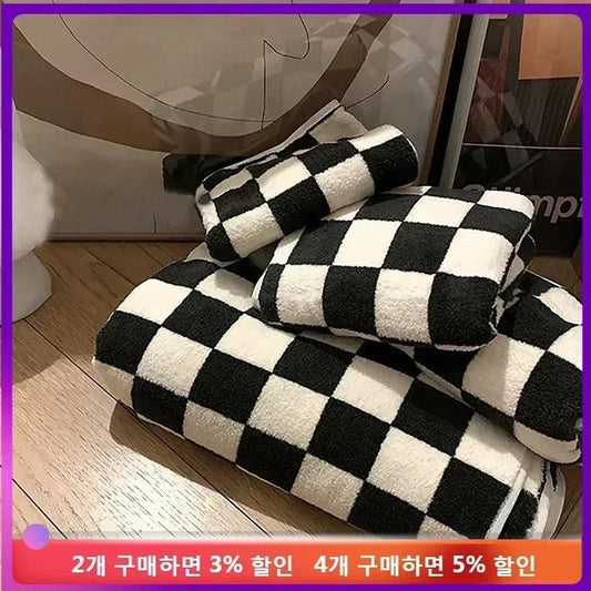 Ins Checkerboard Blanket Classic Plaid Sofa Blanket Spring and Summer Air Conditioning Blanket Office Nap Shawl Cushion Sofa 담요 - Outdoor Travel Store